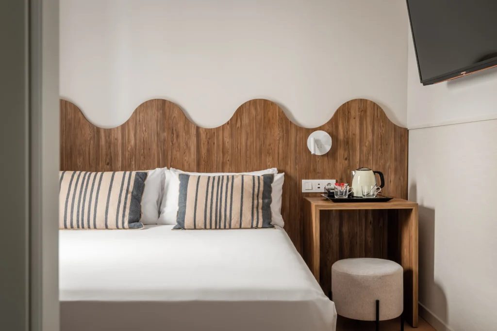 Hotel BYPILLOW Paseo